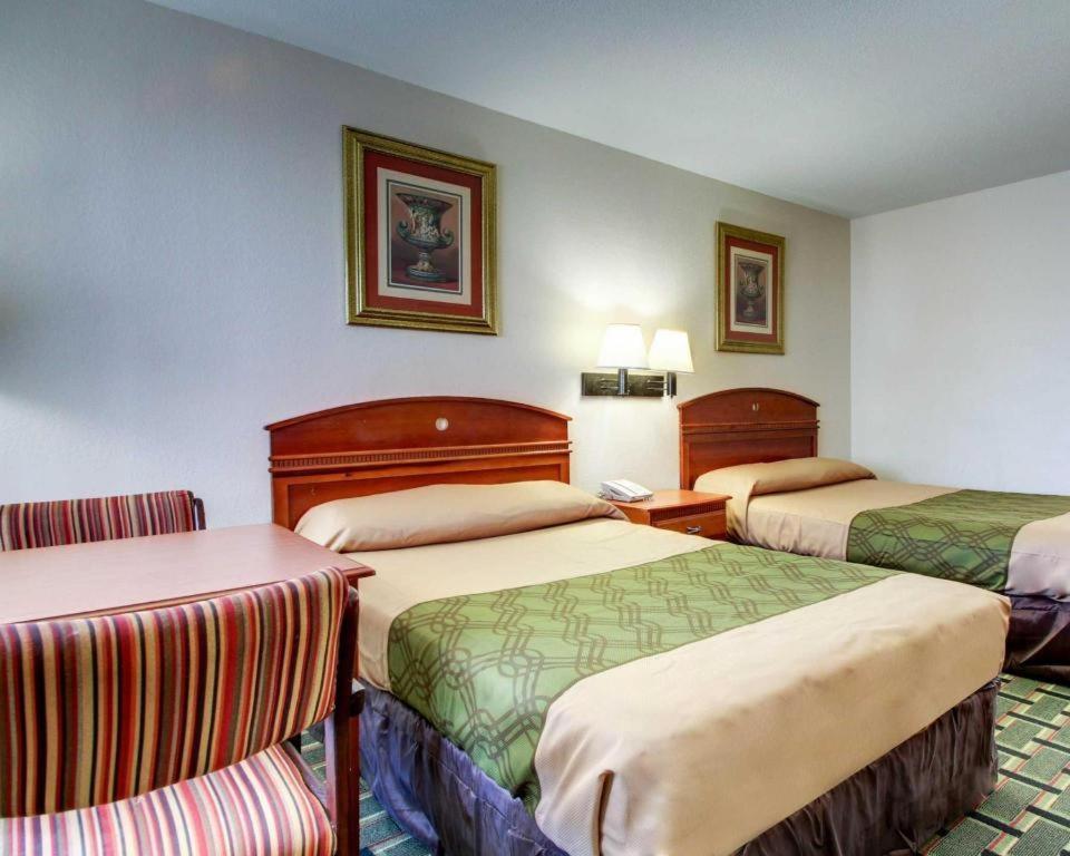 Econo Lodge Meridian Ngoại thất bức ảnh