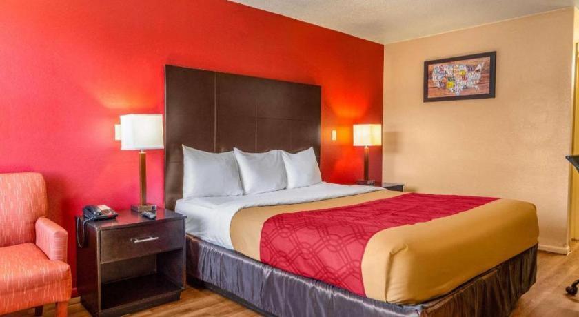Econo Lodge Meridian Ngoại thất bức ảnh