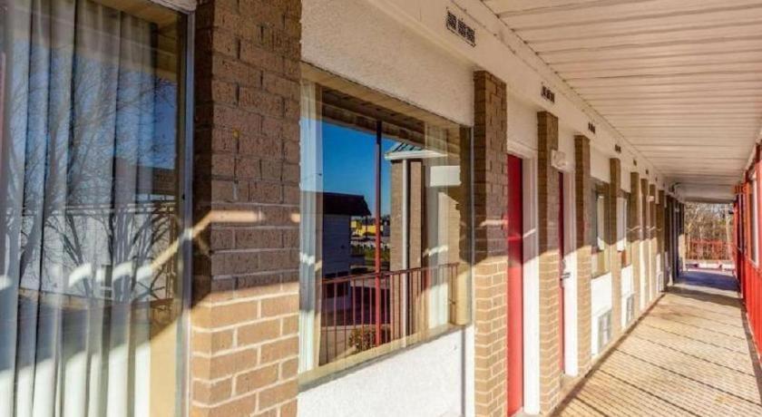 Econo Lodge Meridian Ngoại thất bức ảnh